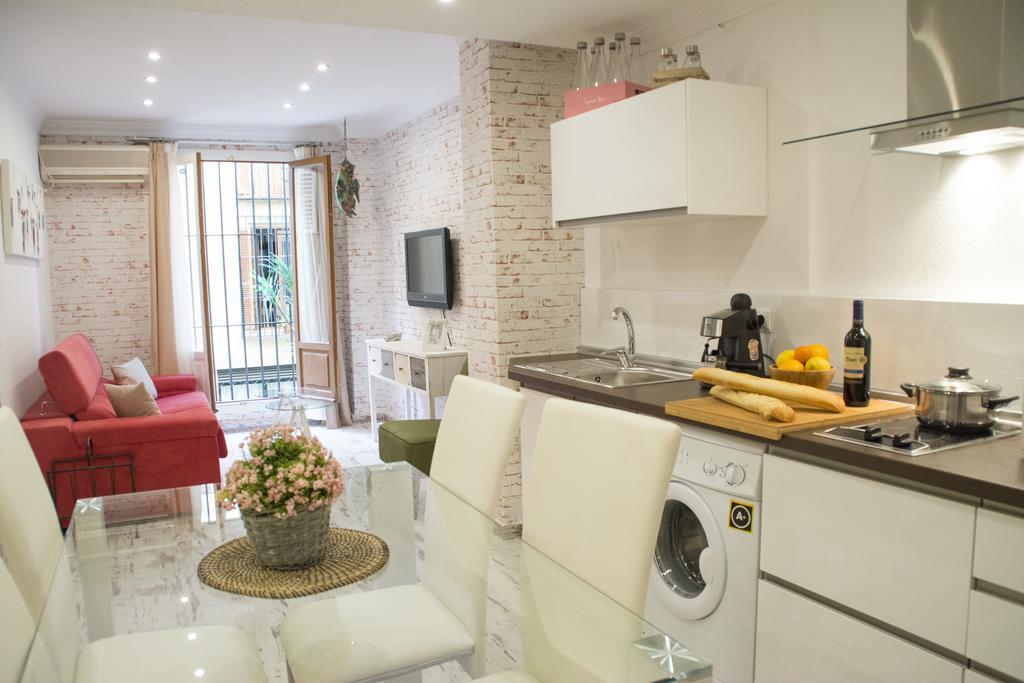 Apartamentos Sevilla Palace Eksteriør bilde